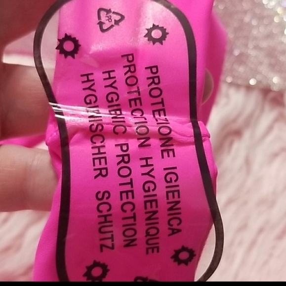 Neon pink Barbiecore bling bikini bathing suit - Picture 5 of 6